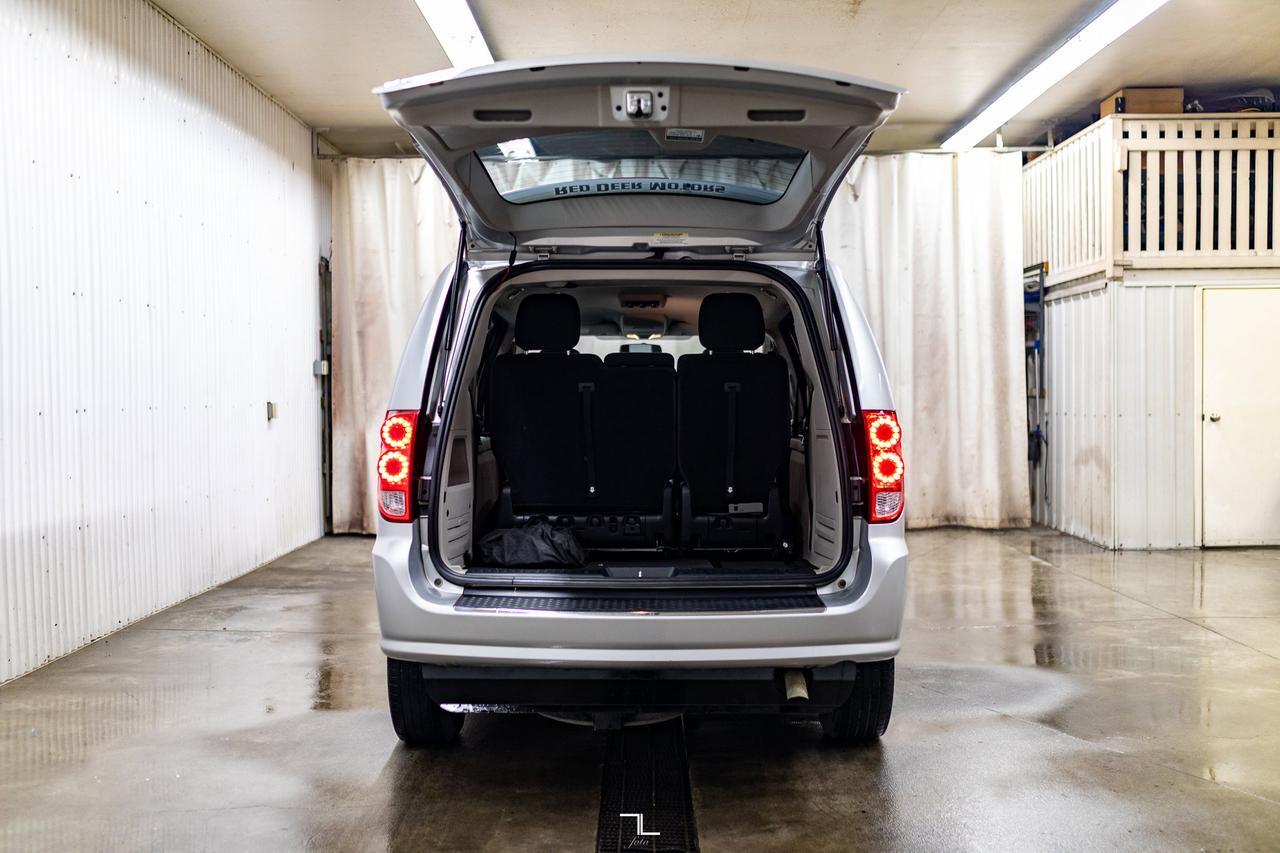 2011 Dodge Grand Caravan SXT Braun Mobility Wheelchair Conversion Red Deer AB