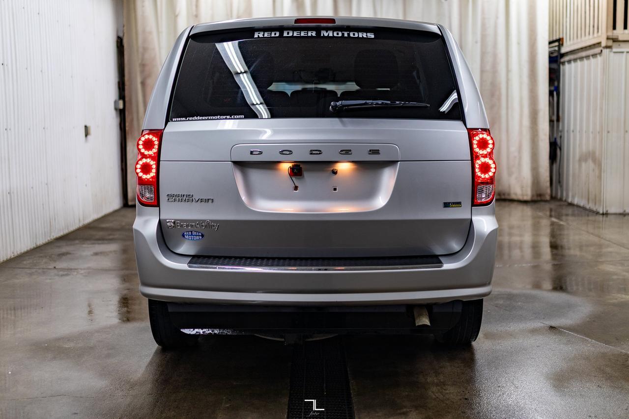 2011 Dodge Grand Caravan SXT Braun Mobility Wheelchair Conversion Red Deer AB