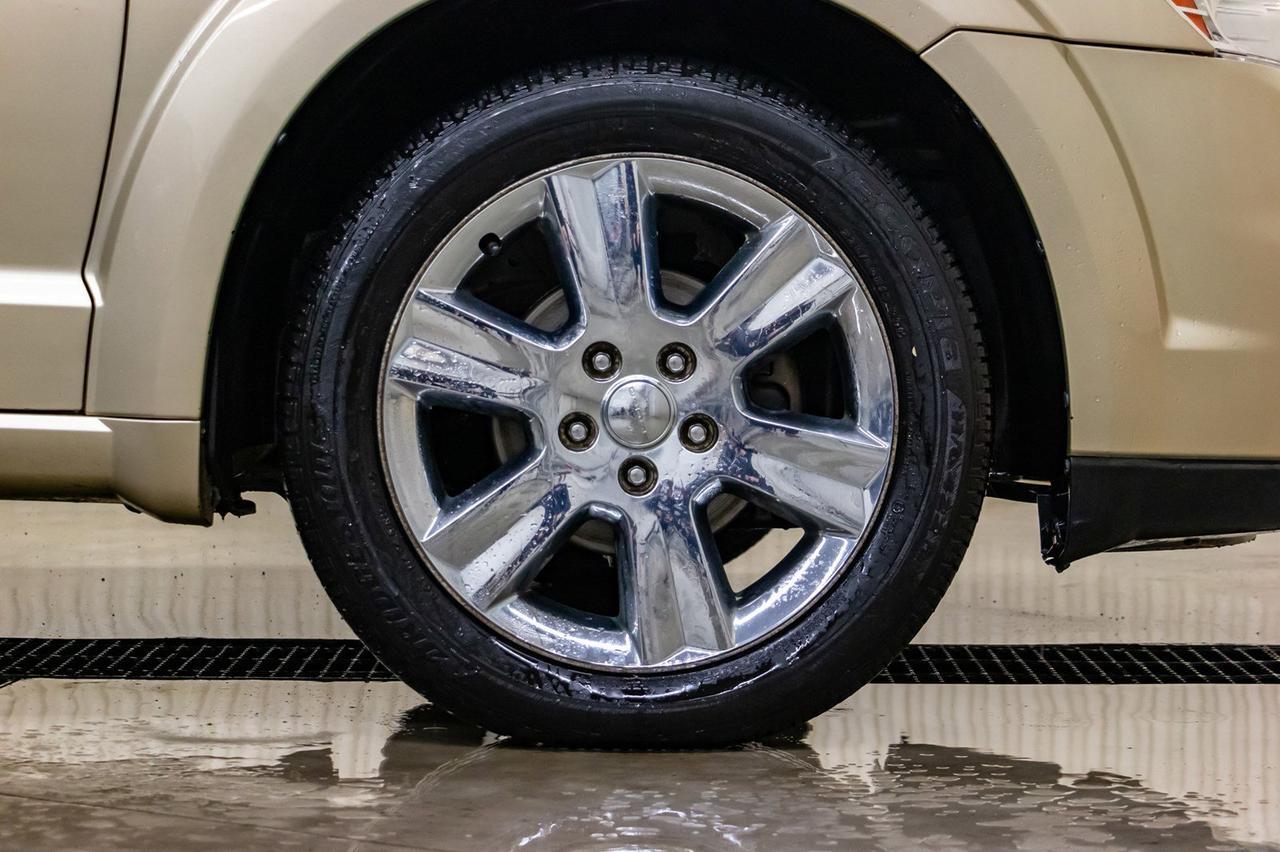 2011 Dodge Journey AWD R/T 3rd Row Leather Roof Nav Red Deer AB