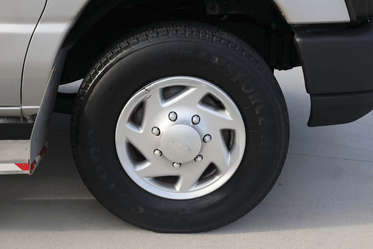 2011 FORD ECONOLINE E250 VAN Houston TX