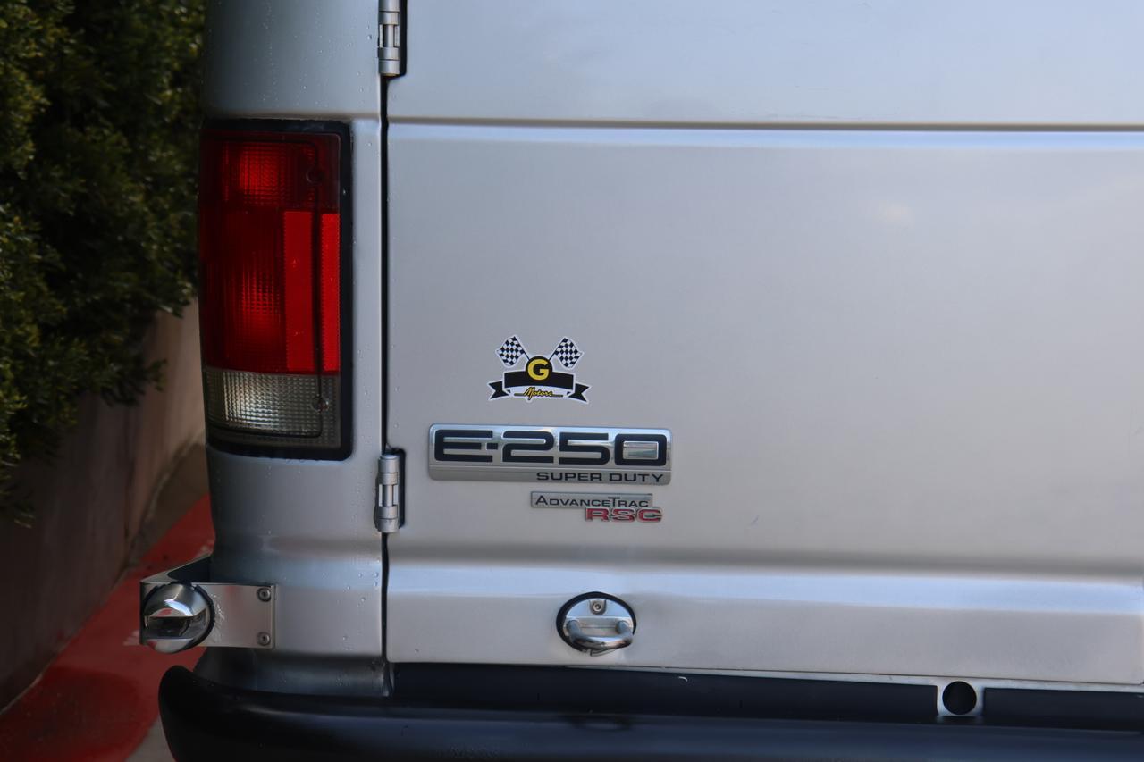 2011 FORD ECONOLINE E250 VAN Houston TX