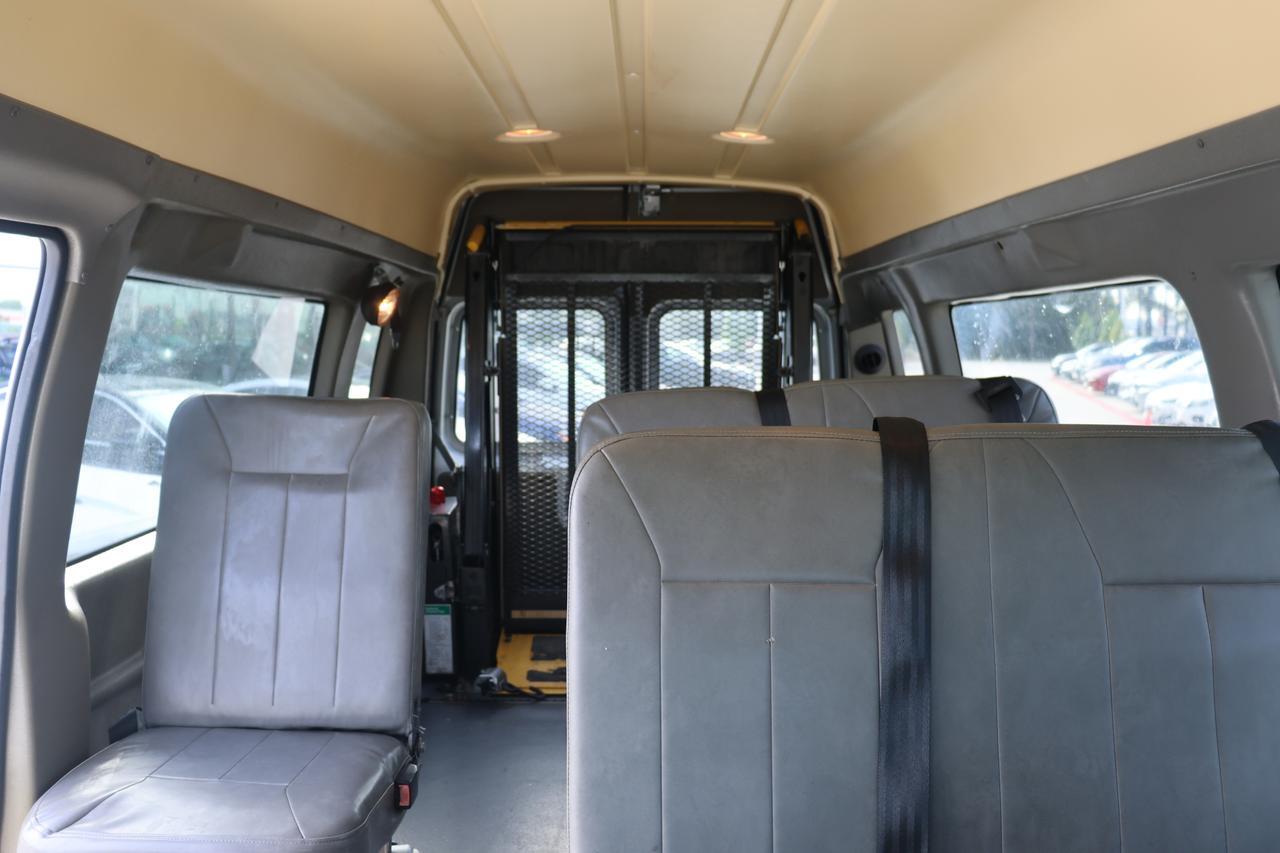 2011 FORD ECONOLINE E250 VAN Houston TX