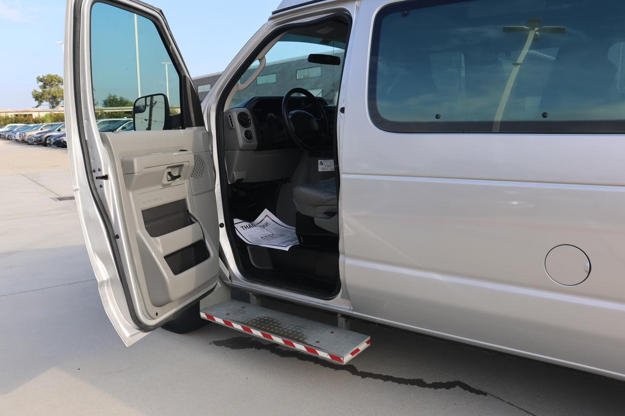 2011 FORD ECONOLINE E250 VAN Houston TX