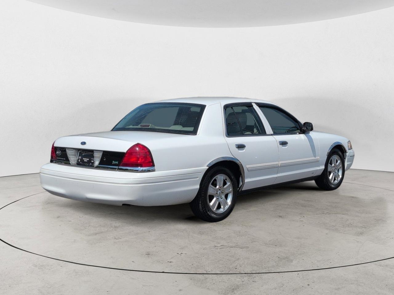 2011 Ford Crown Victoria LX Dalton GA