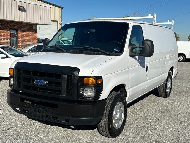2011 Ford E-250 Econoline Commercial Cargo w/ Ladder Rack