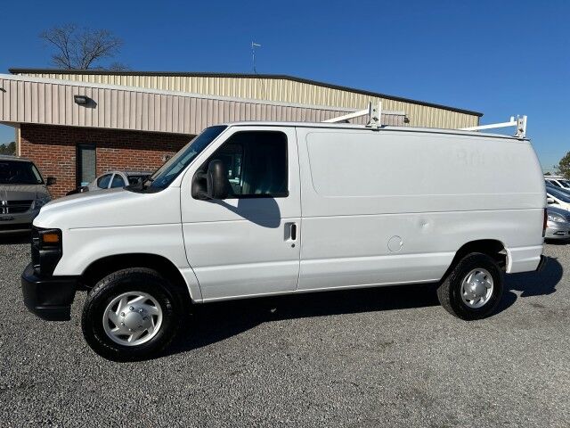 2011 Ford E-250 Econoline Commercial Cargo w/ Ladder Rack