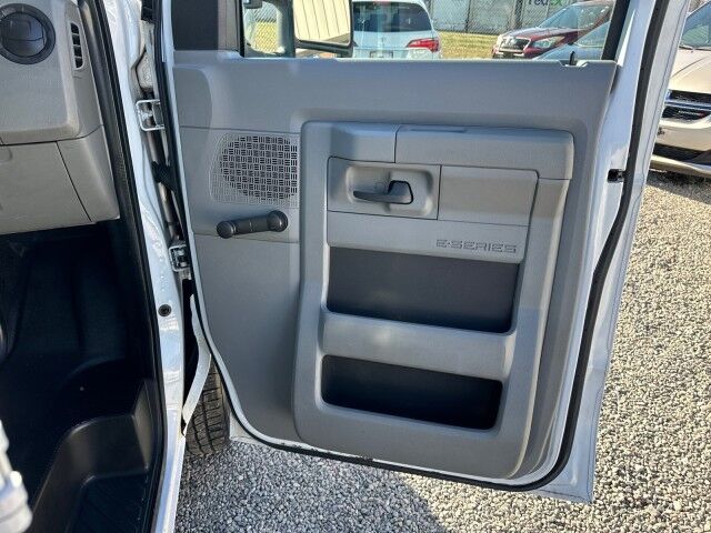 2011 Ford E-250 Econoline Commercial Cargo w/ Ladder Rack Ashland VA