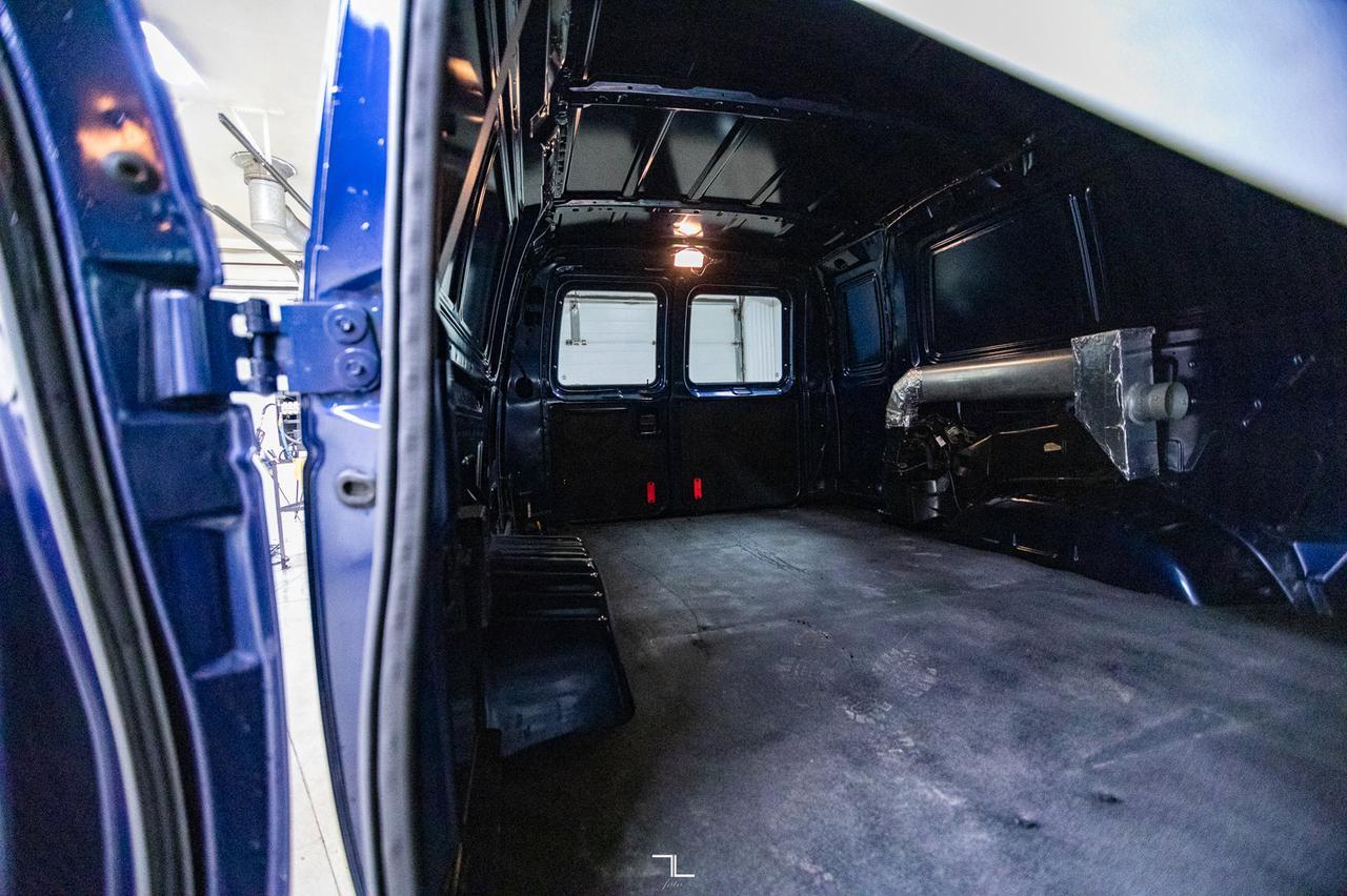 2011 Ford E-250 Extended Cargo Van Red Deer AB