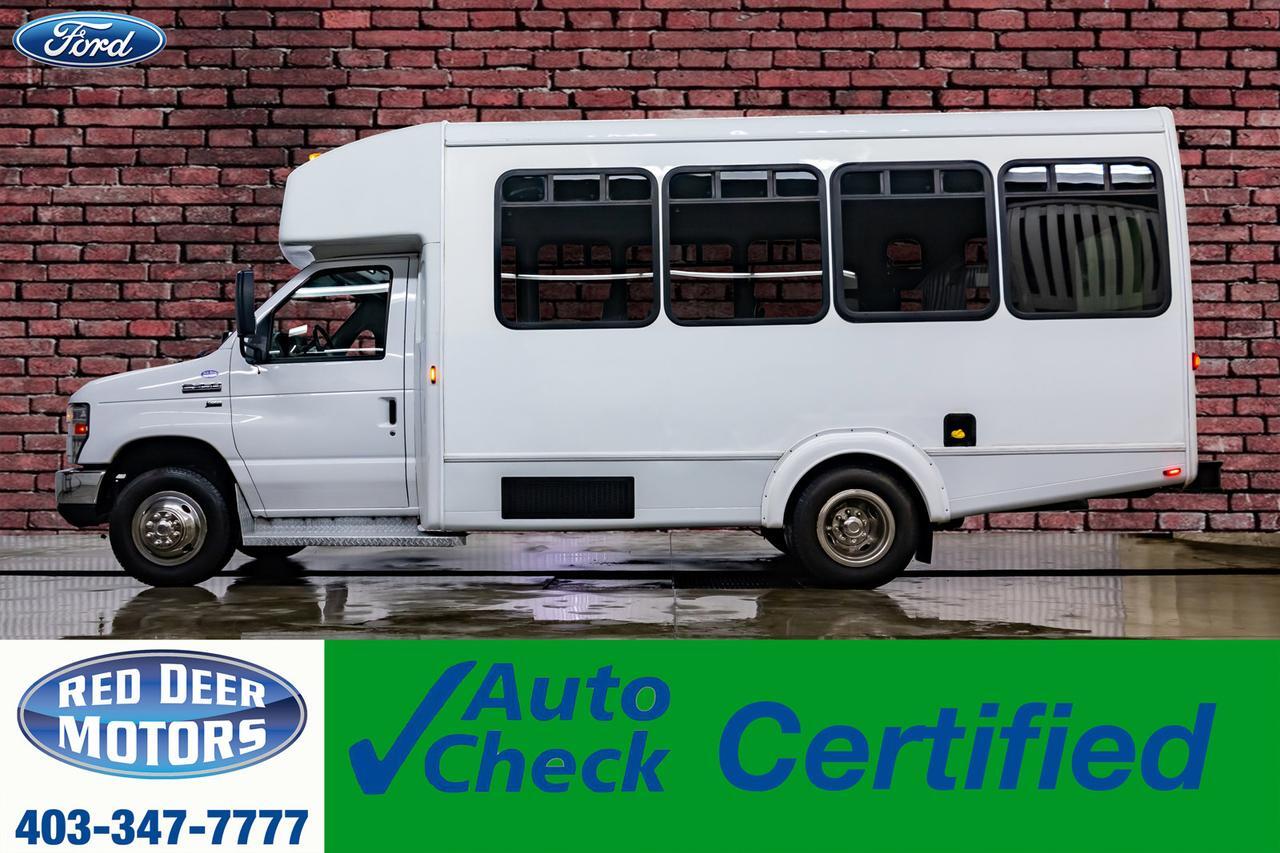 2011 Ford E-350 Cutaway 12 Passenger Wheelchair Lift