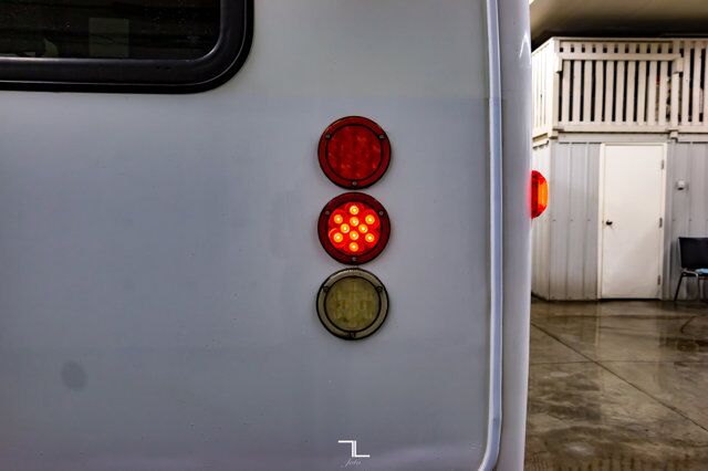 2011 Ford E-350 Cutaway 12 Passenger Wheelchair Lift Red Deer AB