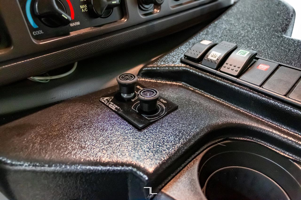 2011 Ford E-350 Cutaway 12 Passenger Wheelchair Lift Red Deer AB