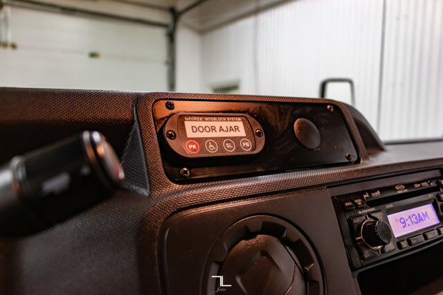 2011 Ford E-350 Cutaway 12 Passenger Wheelchair Lift Red Deer AB