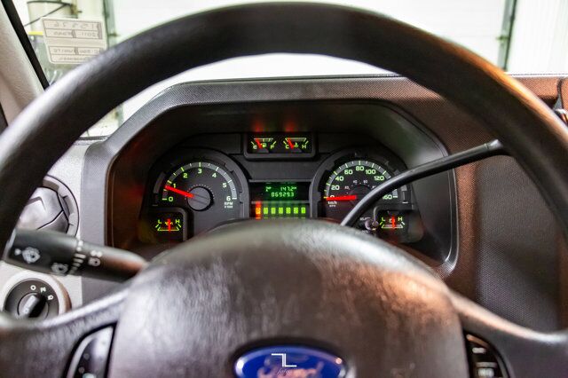 2011 Ford E-350 Cutaway 12 Passenger Wheelchair Lift Red Deer AB