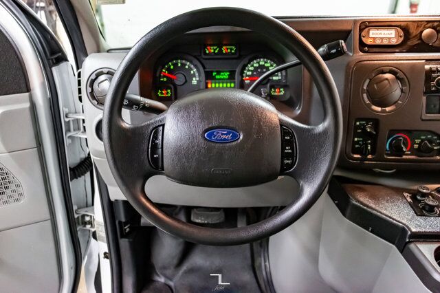 2011 Ford E-350 Cutaway 12 Passenger Wheelchair Lift Red Deer AB