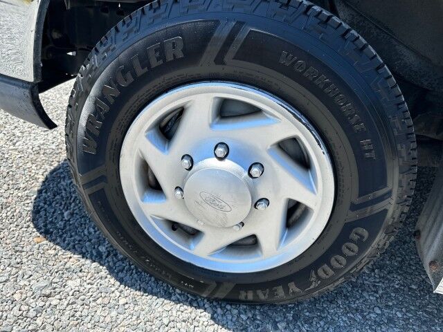 2011 Ford E-350 Econoline Wagon XLT 12-Passenger Van Ashland VA