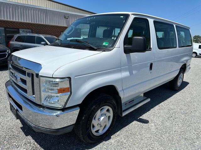 2011 Ford E-350 Econoline Wagon XLT 12-Passenger Van Ashland VA