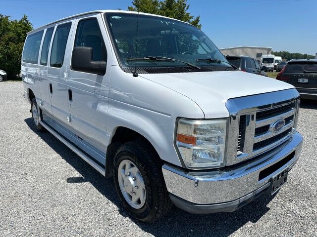 2011 Ford E-350 Econoline Wagon XLT 12-Passenger Van Ashland VA