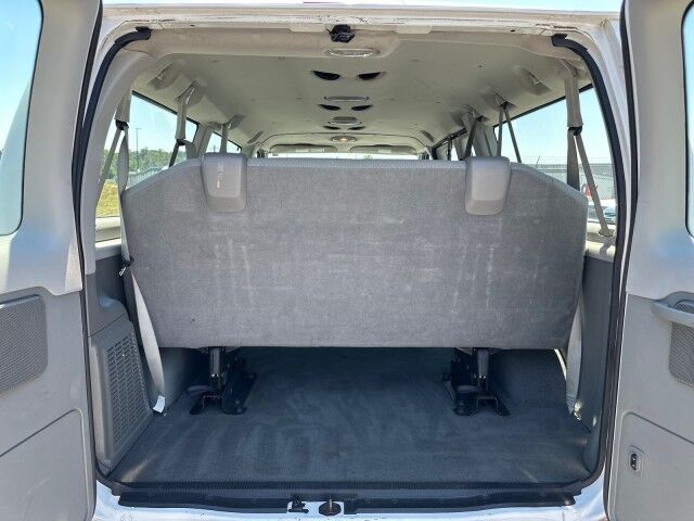 2011 Ford E-350 Econoline Wagon XLT 12-Passenger Van Ashland VA
