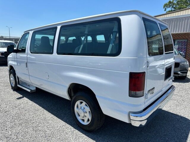 2011 Ford E-350 Econoline Wagon XLT 12-Passenger Van Ashland VA