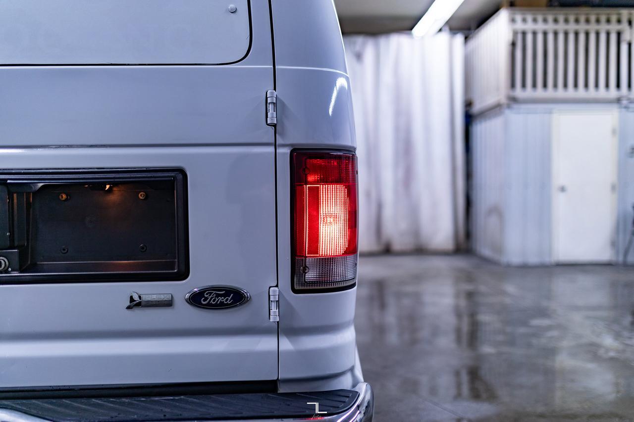 2011 Ford E-350 XL Ext Cargo Van Red Deer AB