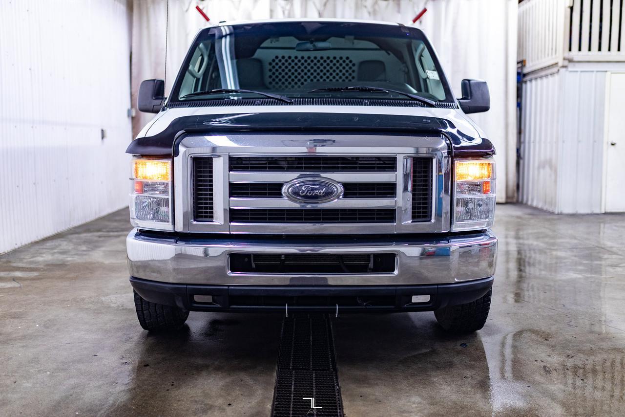 2011 Ford E-350 XL Ext Cargo Van Red Deer AB