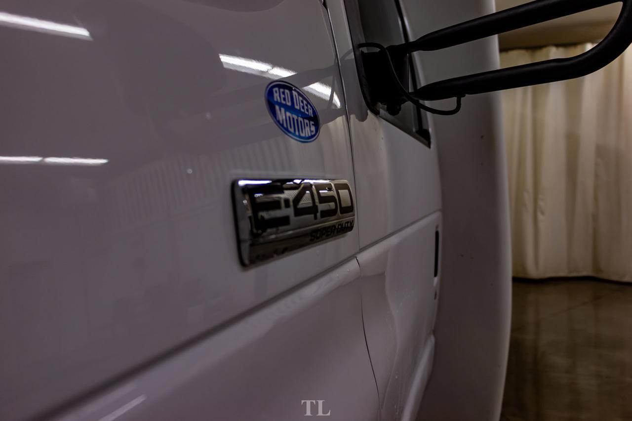 2011 Ford E-450 SD 24 Passenger Bus TV Red Deer AB