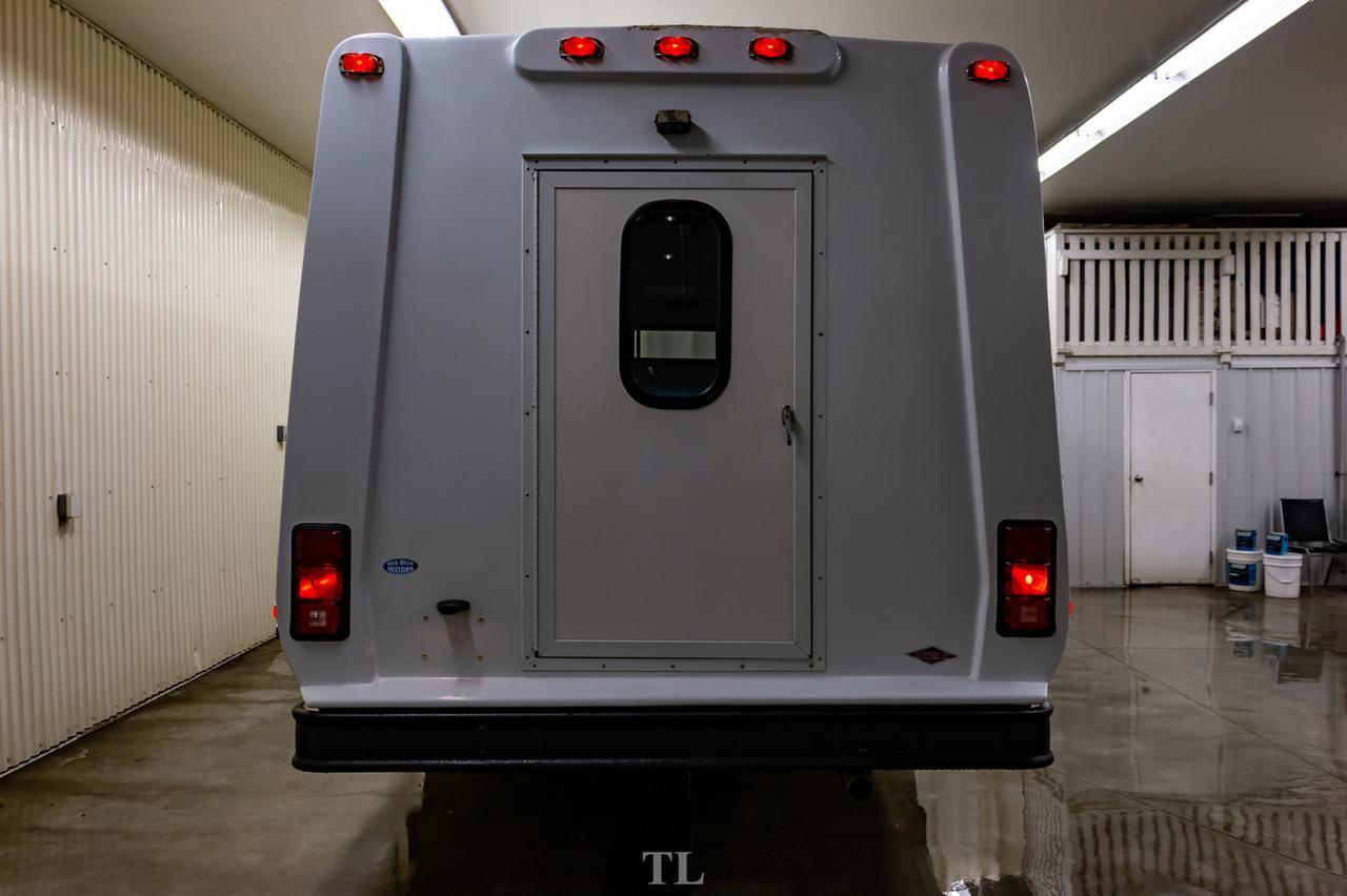 2011 Ford E-450 SD 24 Passenger Bus TV Red Deer AB