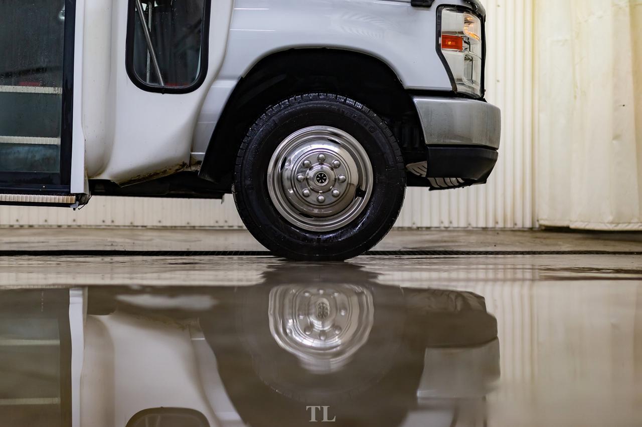 2011 Ford E-450 SD 24 Passenger Bus TV Red Deer AB