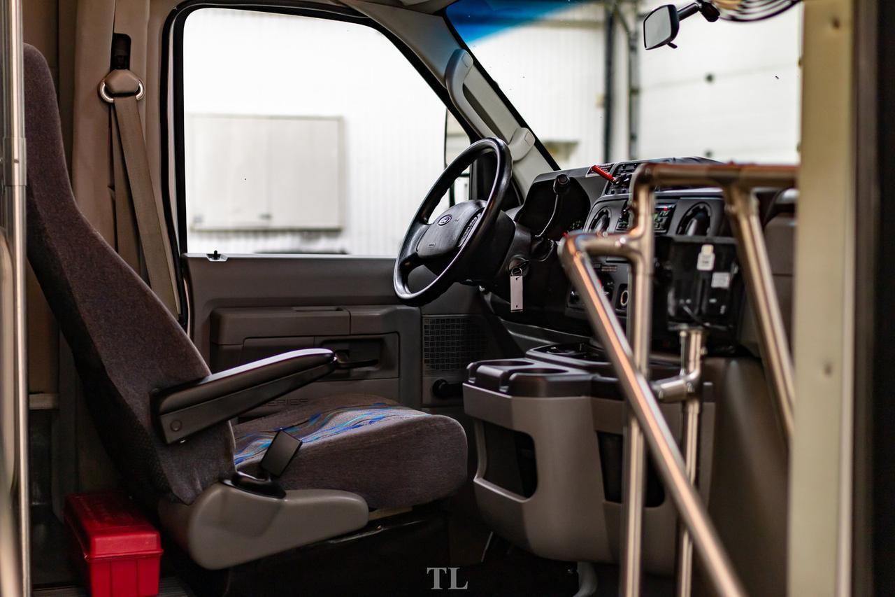 2011 Ford E-450 SD 24 Passenger Bus TV Red Deer AB