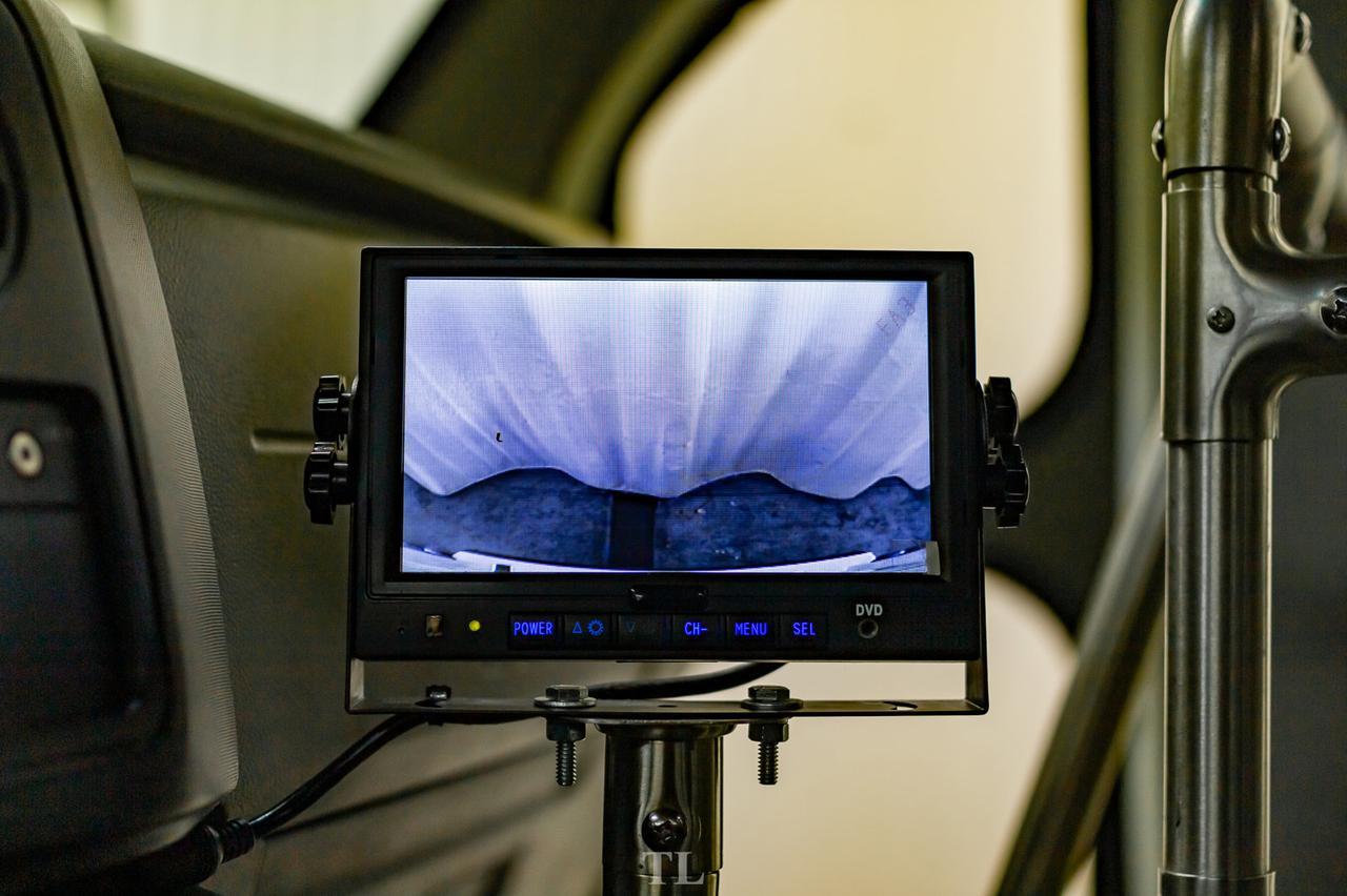 2011 Ford E-450 SD 24 Passenger Bus TV Red Deer AB