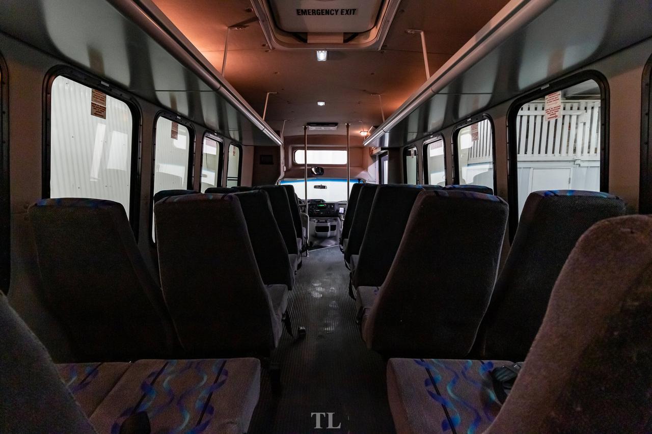 2011 Ford E-450 SD 24 Passenger Bus TV Red Deer AB