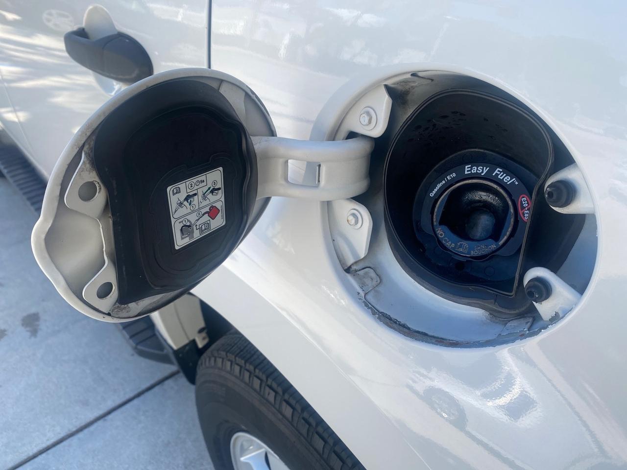 2011 Ford Escape XLS LOW MILES 28,147 Pompano Beach FL