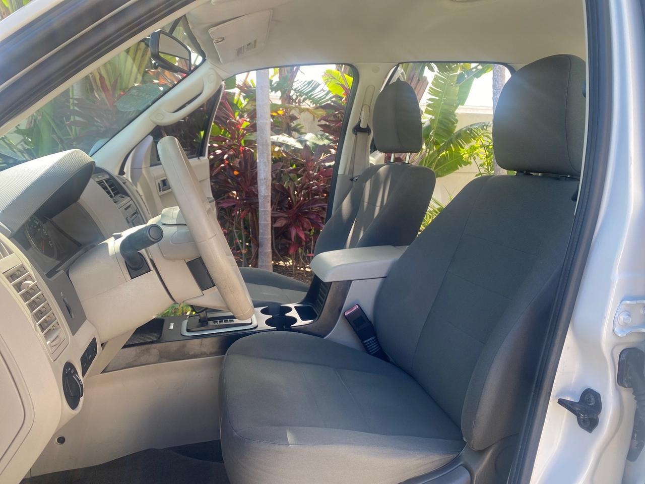 2011 Ford Escape XLS LOW MILES 28,147 Pompano Beach FL