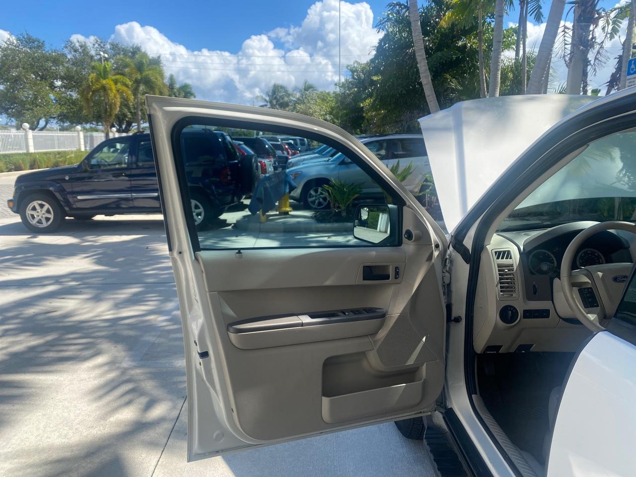 2011 Ford Escape XLS LOW MILES 28,147 Pompano Beach FL