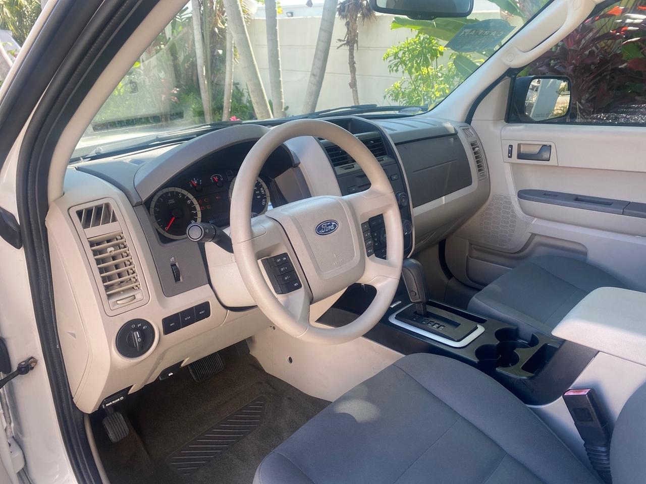 2011 Ford Escape XLS LOW MILES 28,147 Pompano Beach FL