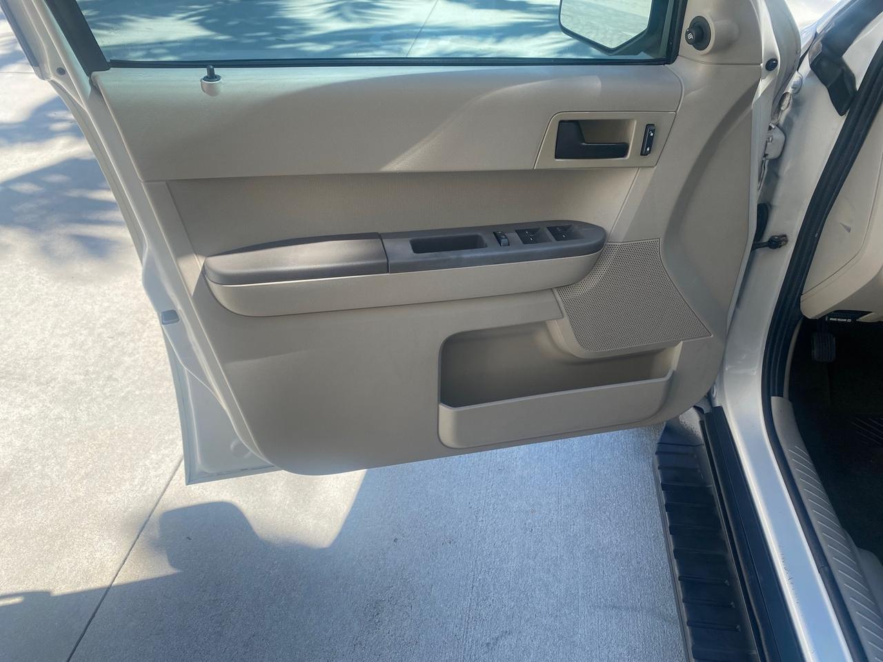 2011 Ford Escape XLS LOW MILES 28,147 Pompano Beach FL
