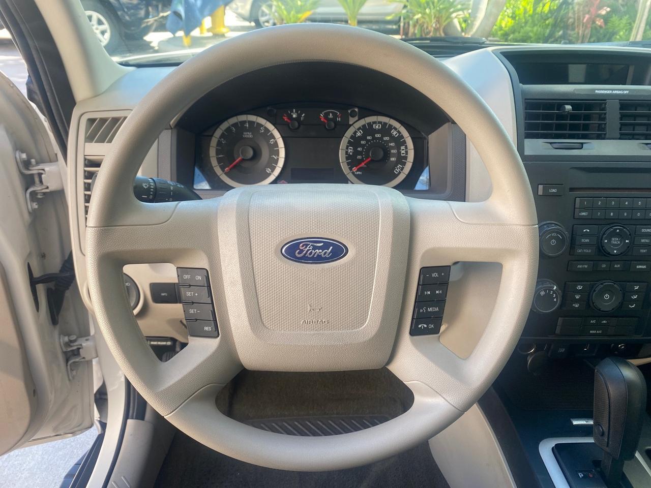 2011 Ford Escape XLS LOW MILES 28,147 Pompano Beach FL