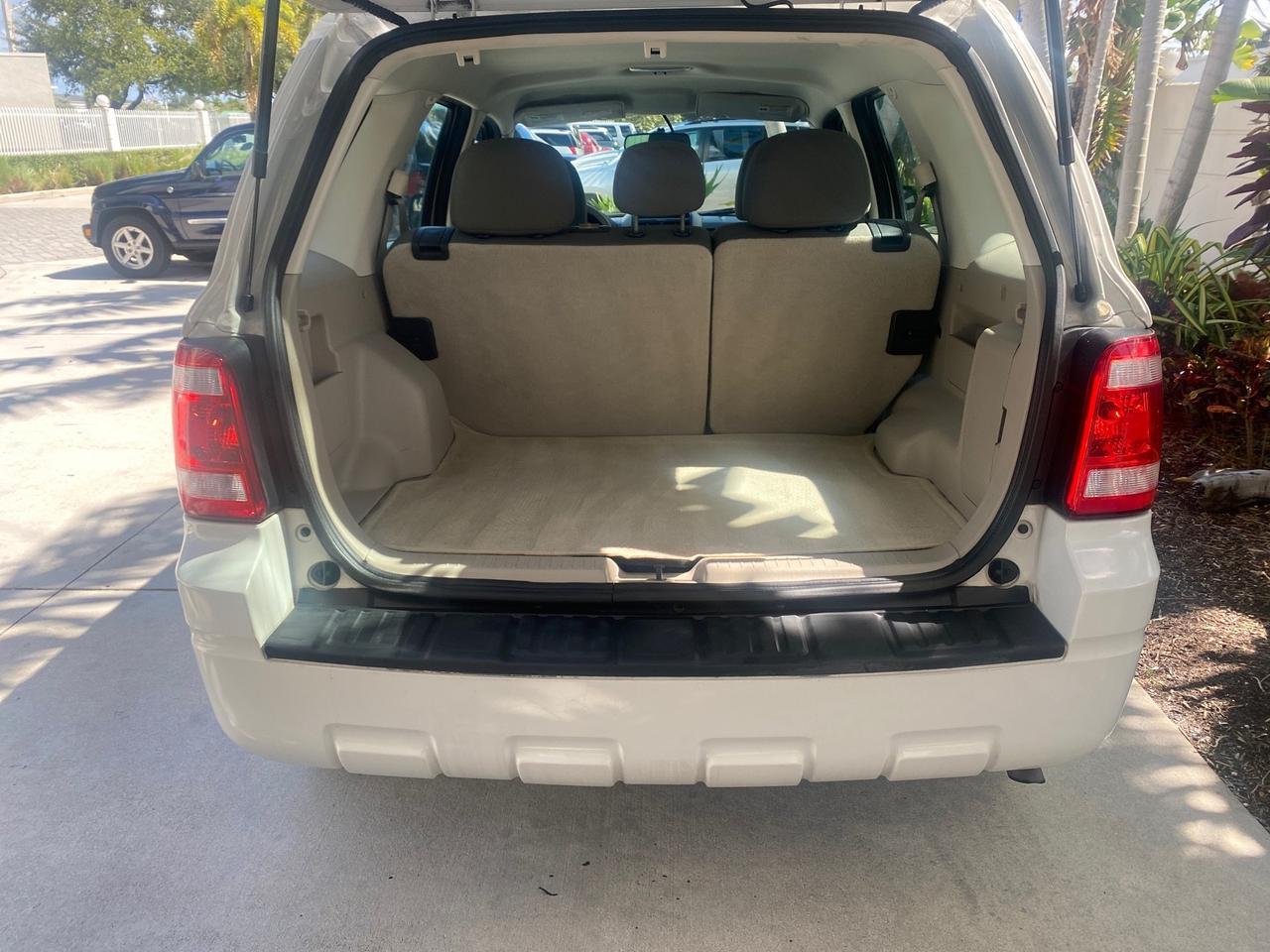 2011 Ford Escape XLS LOW MILES 28,147 Pompano Beach FL