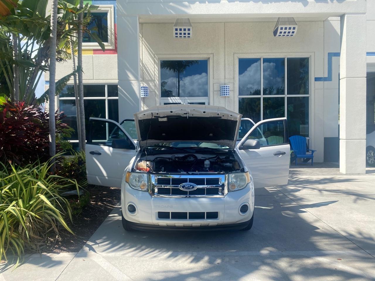 2011 Ford Escape XLS LOW MILES 28,147 Pompano Beach FL