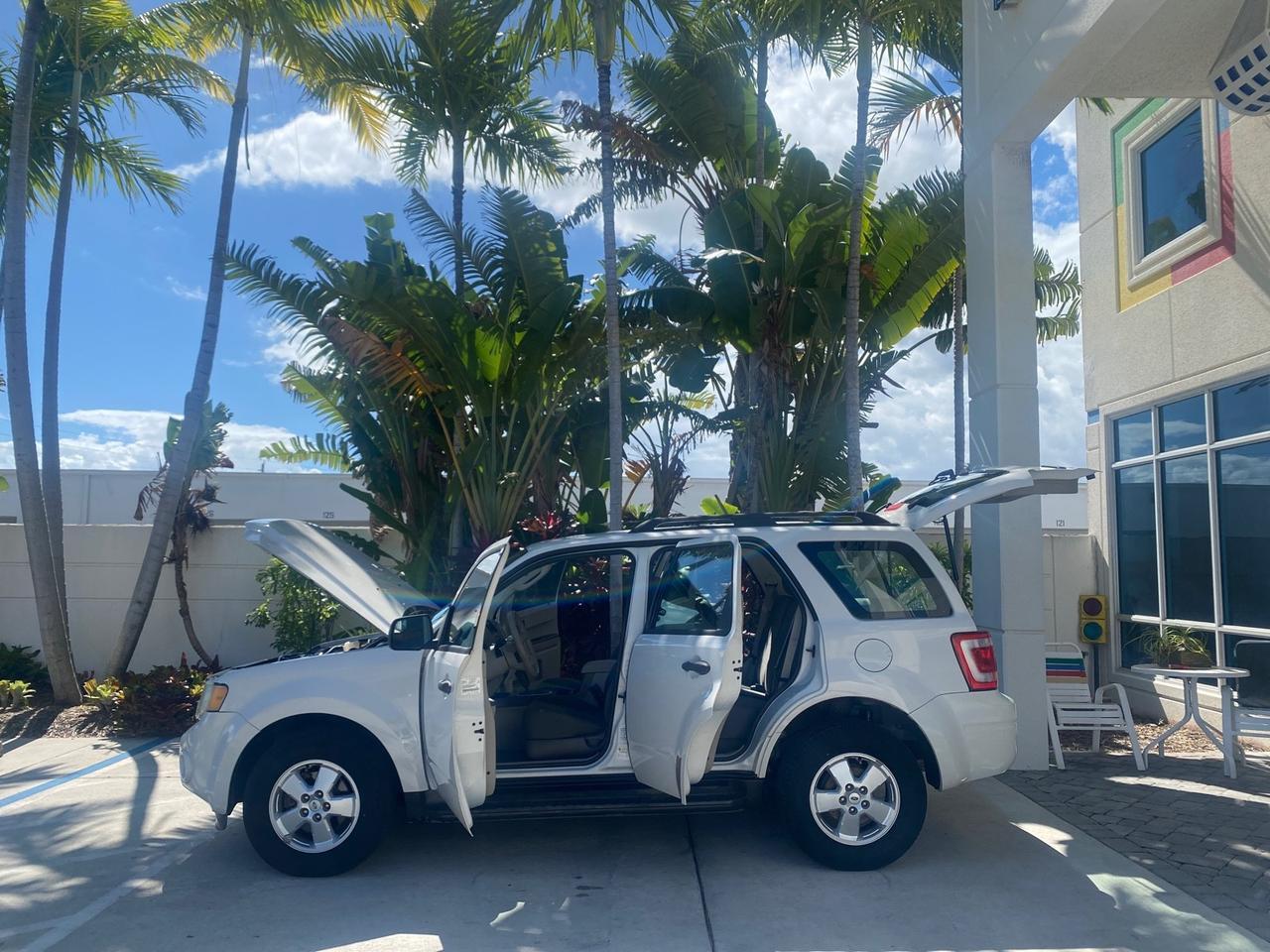 2011 Ford Escape XLS LOW MILES 28,147 Pompano Beach FL