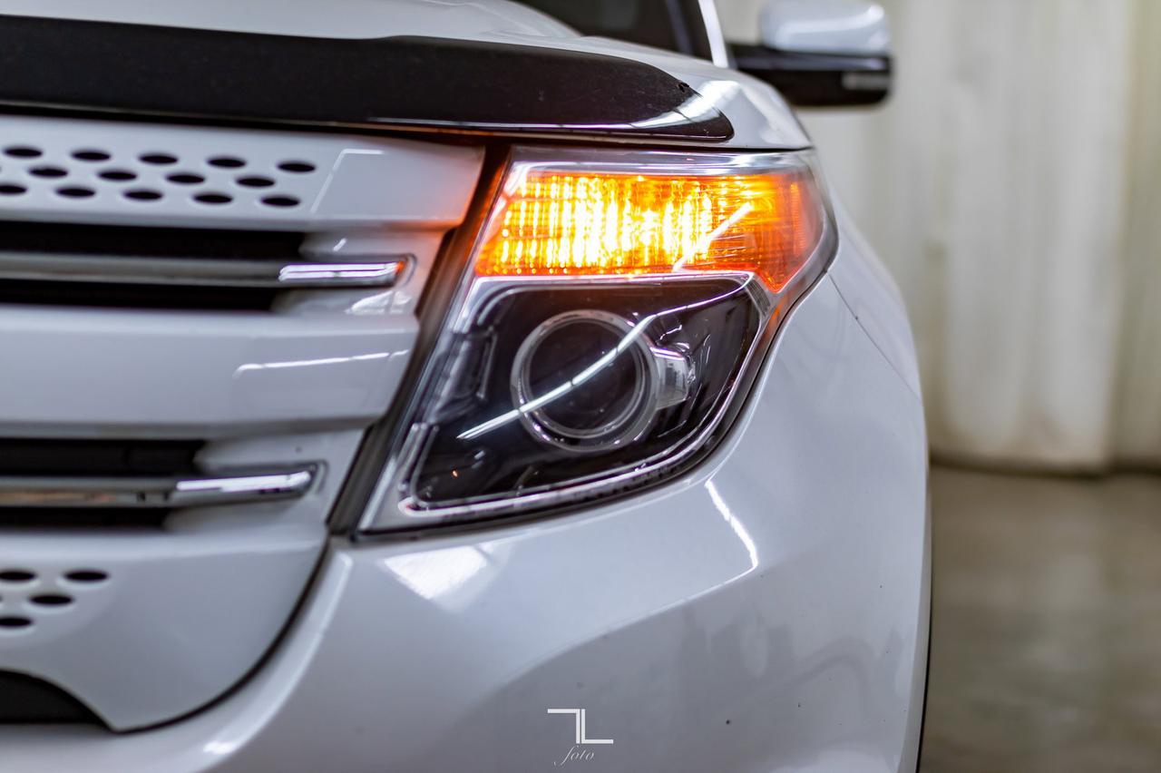 2011 Ford Explorer AWD Limited Leather Roof Nav BCam Red Deer AB