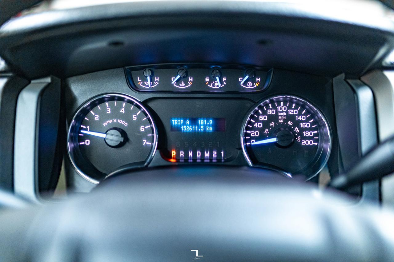 2011 Ford F-150 4x4 Super Cab XLT Longbox PSeat Red Deer AB