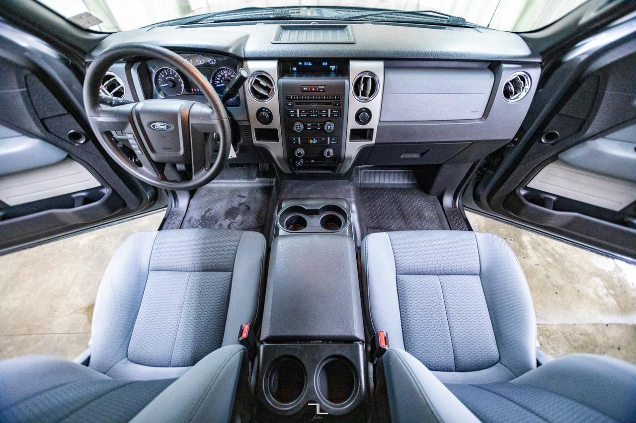 2011 Ford F-150 4x4 Super Cab XLT Longbox PSeat Red Deer AB