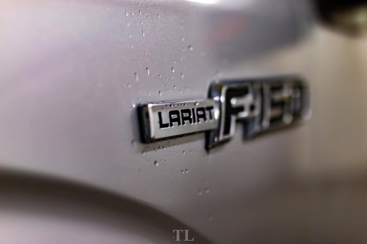 2011 Ford F-150 4x4 Super Crew Lariat Leather Roof BCam TV's Red Deer AB