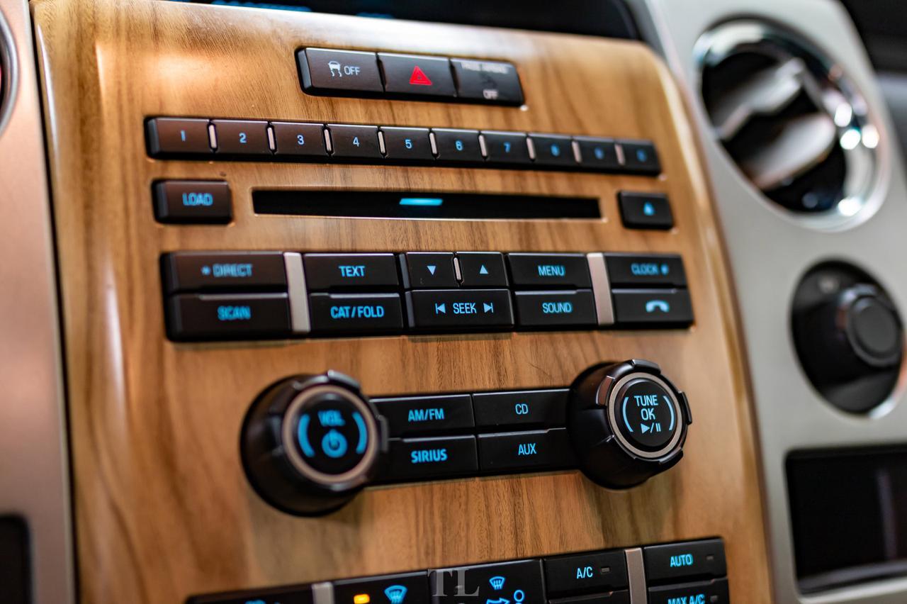 2011 Ford F-150 4x4 Super Crew Lariat Leather Roof BCam TV's Red Deer AB