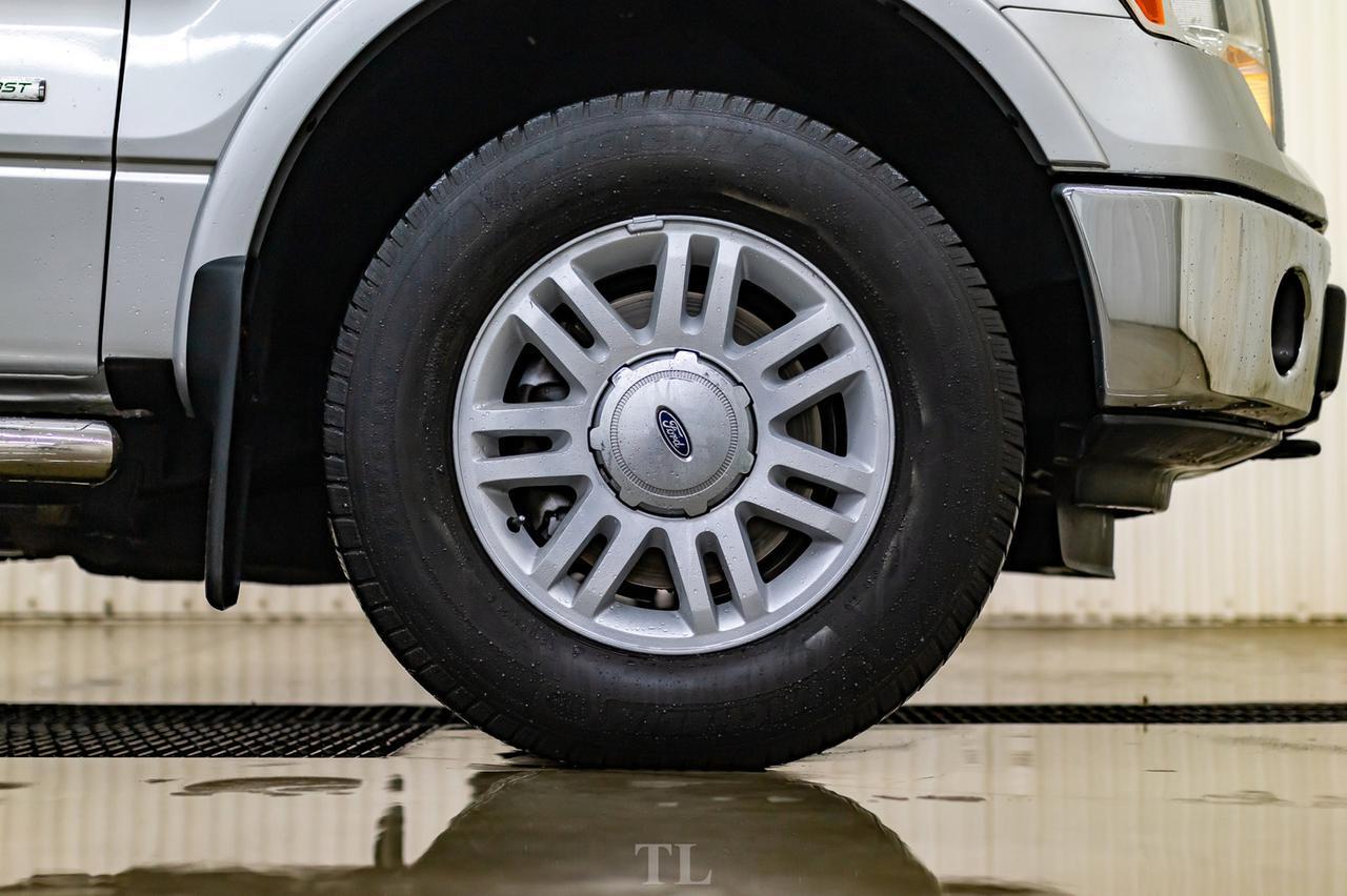 2011 Ford F-150 4x4 Super Crew Lariat Leather Roof BCam TV's Red Deer AB