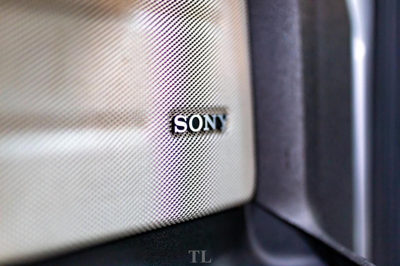 2011 Ford F-150 4x4 Super Crew Lariat Leather Roof BCam TV's Red Deer AB