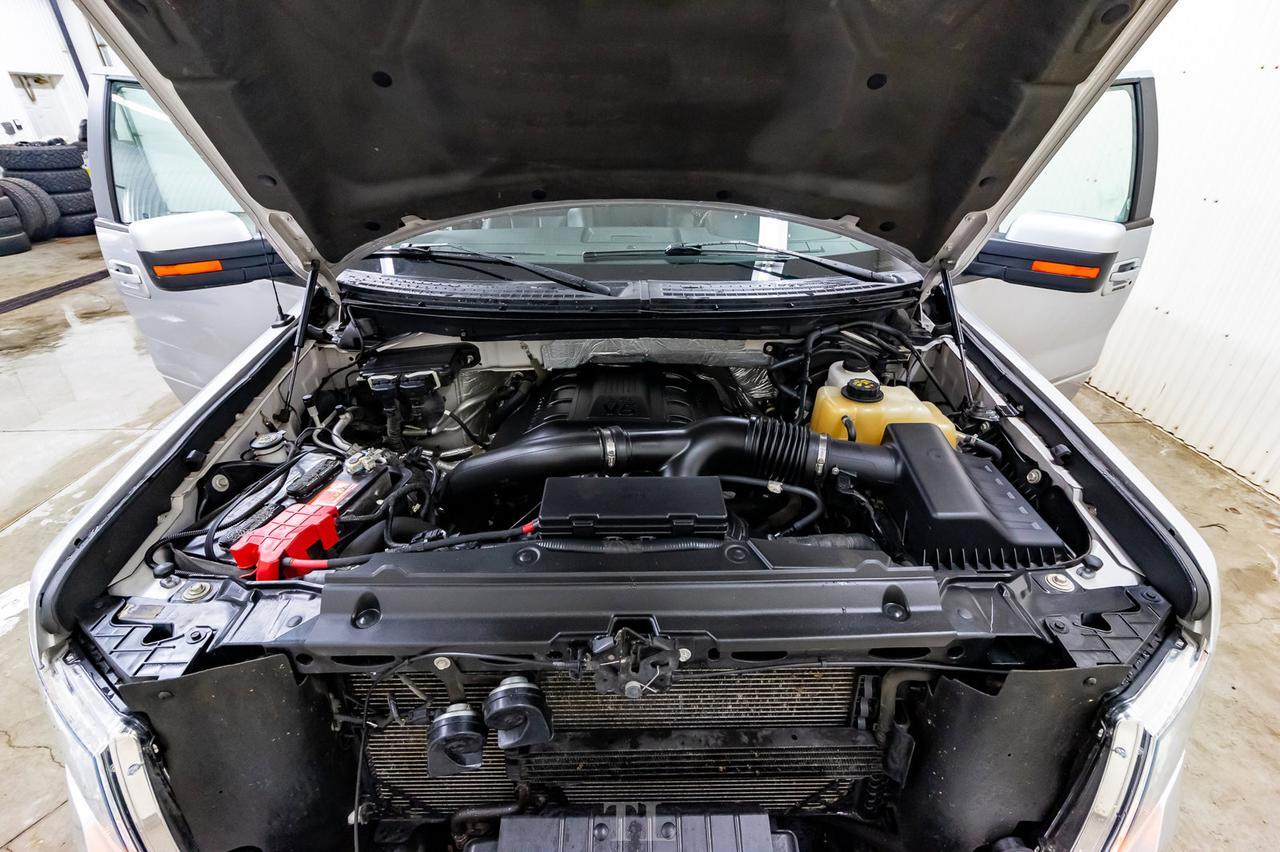 2011 Ford F-150 4x4 Super Crew Lariat Leather Roof BCam TV's Red Deer AB