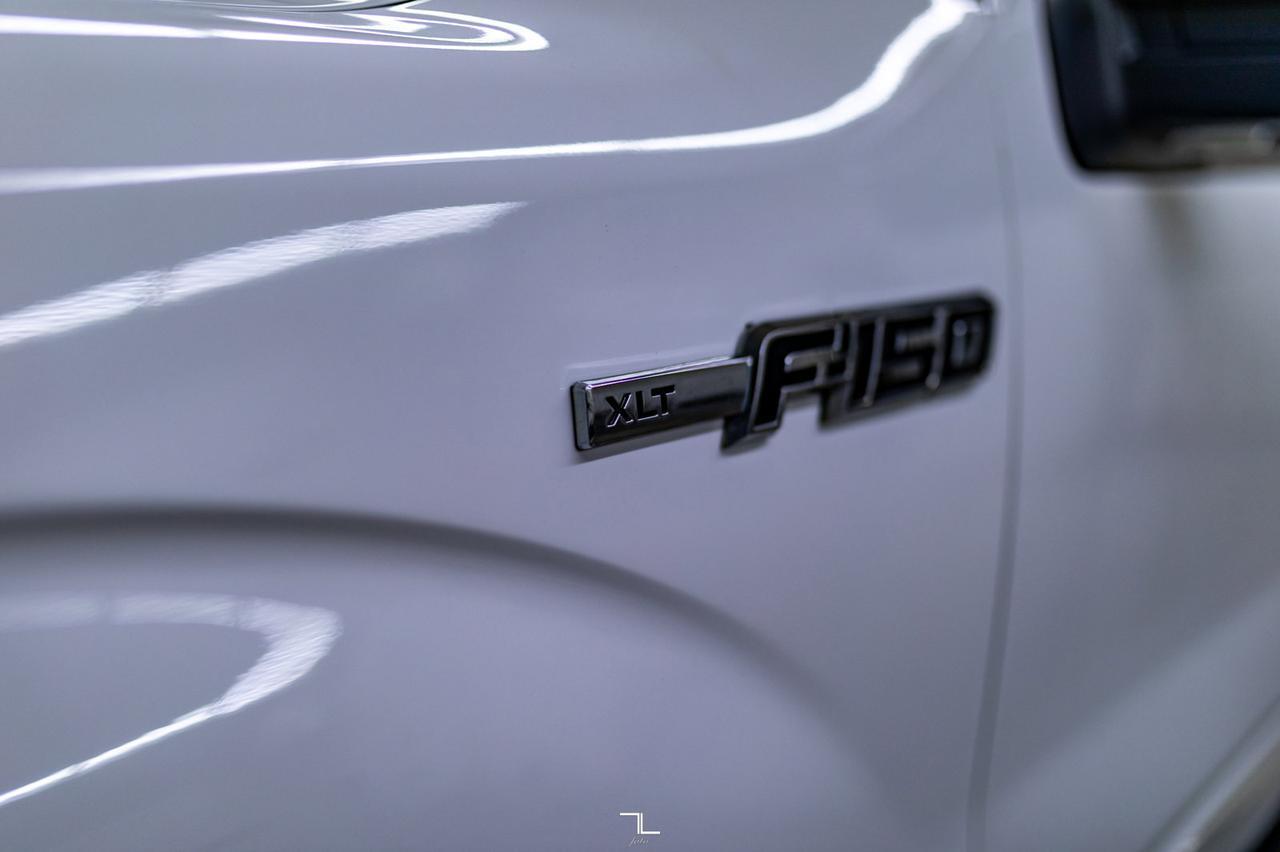 2011 Ford F-150 4x4 Super Crew XLT Longbox Red Deer AB