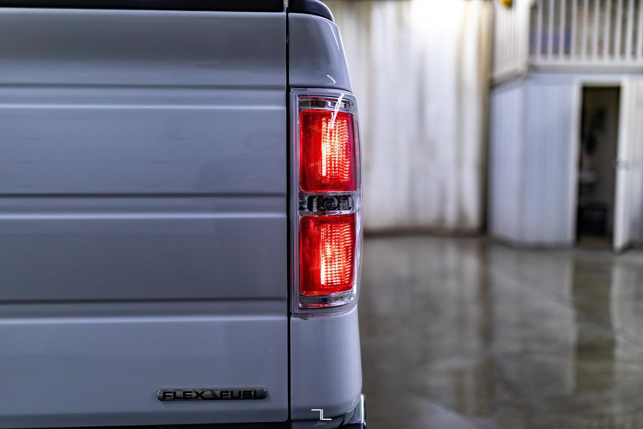 2011 Ford F-150 4x4 Super Crew XLT Longbox Red Deer AB